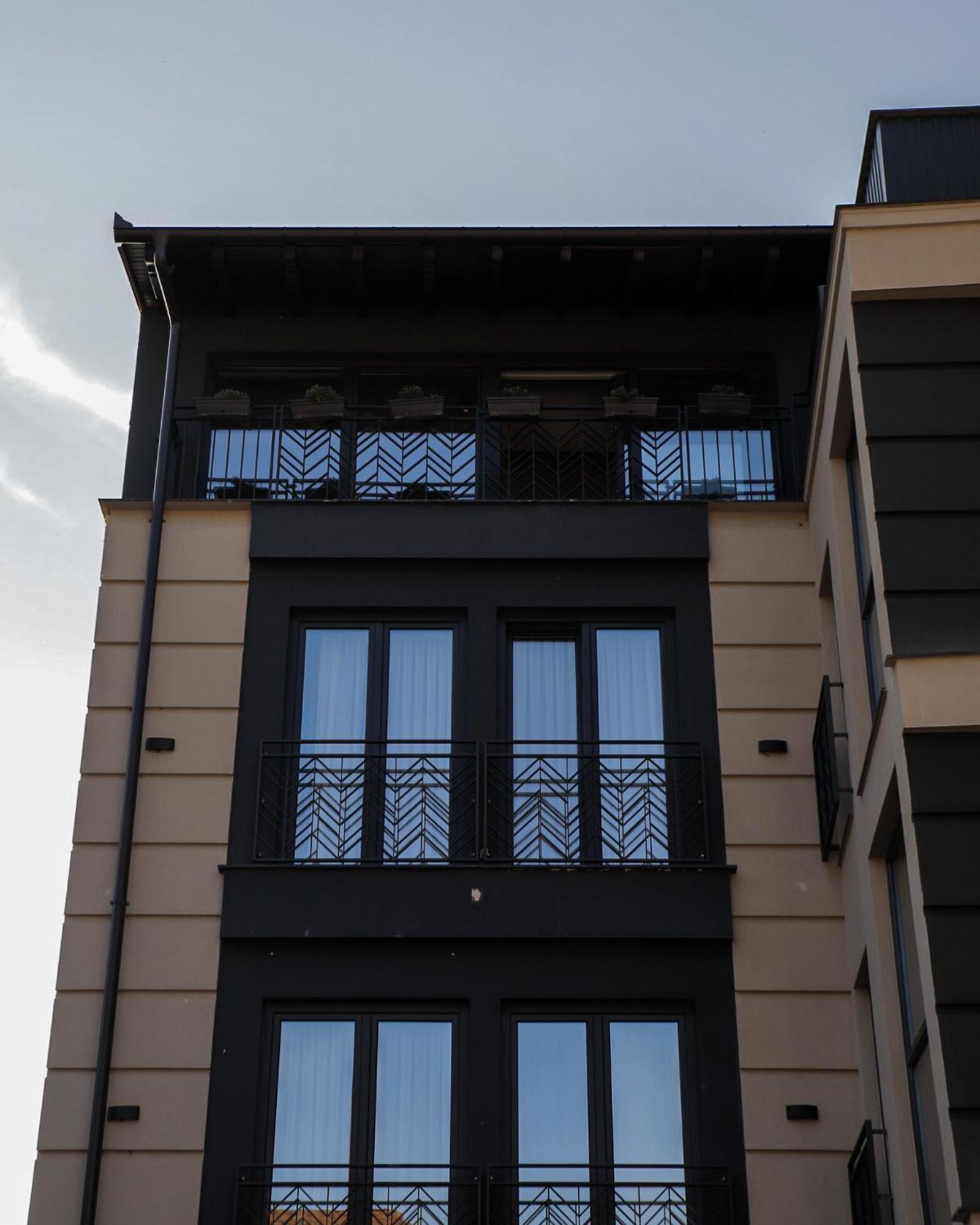 Triumf Hotel Prizren Ngoại thất bức ảnh