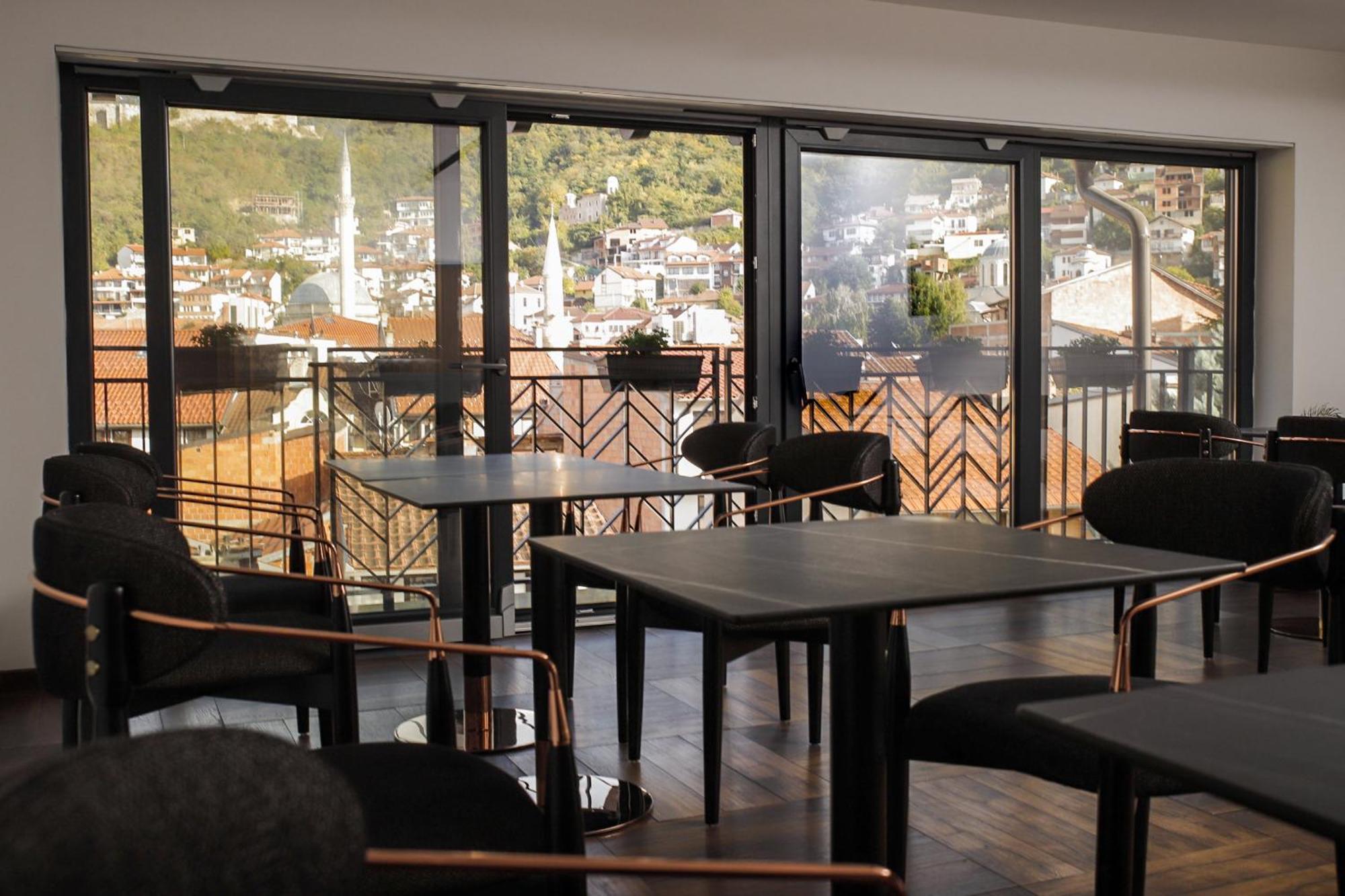Triumf Hotel Prizren Ngoại thất bức ảnh