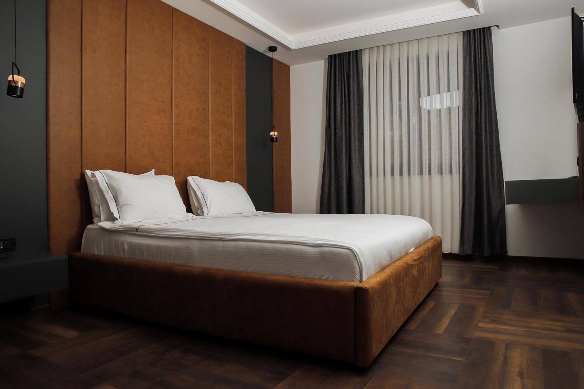 Triumf Hotel Prizren Ngoại thất bức ảnh